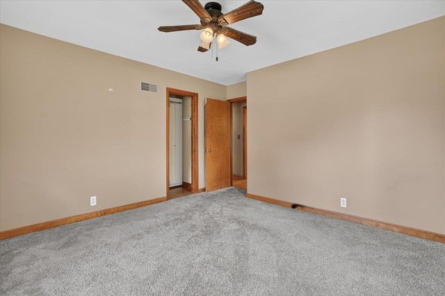 3765 E Bottsford Avenue, Cudahy, WI 53110