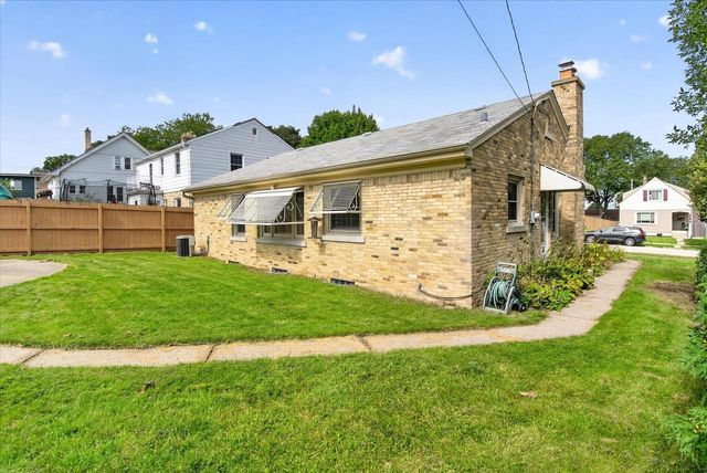 3765 E Bottsford Avenue, Cudahy, WI 53110