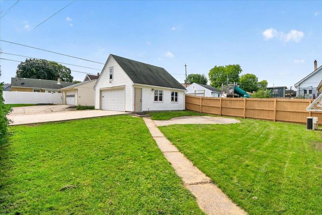 3765 E Bottsford Avenue, Cudahy, WI 53110
