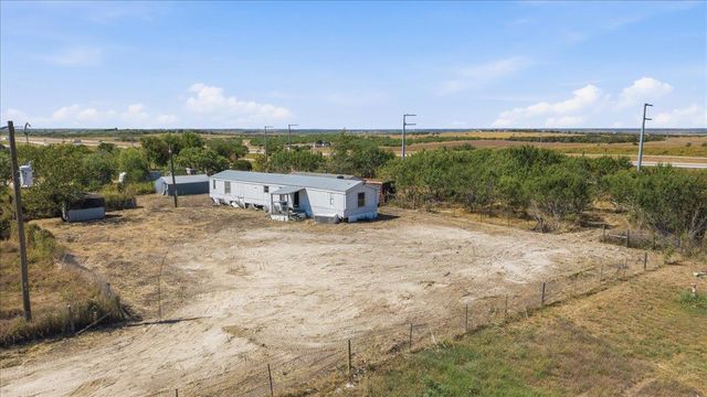 3731 Homannville TRL, Lockhart, TX 78644