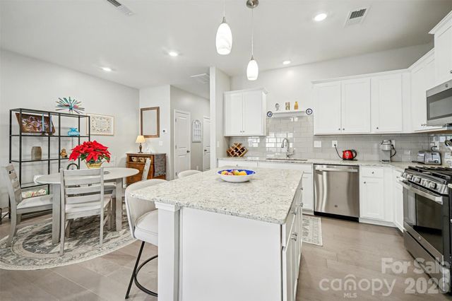 226 Quinn Road, Matthews, NC 28104