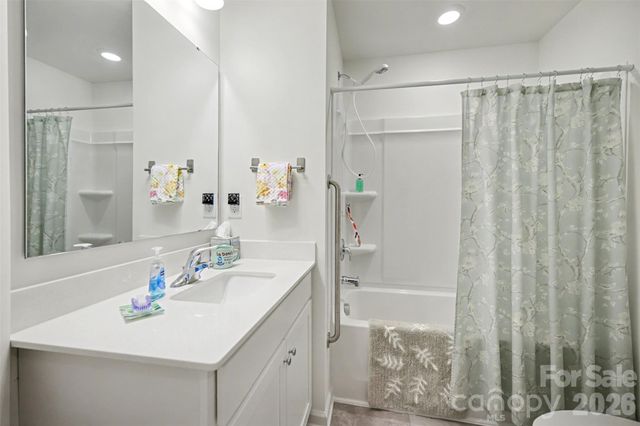 226 Quinn Road, Matthews, NC 28104