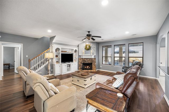 5657 County Road 405, Navasota, TX 77868