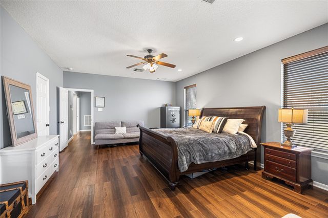 5657 County Road 405, Navasota, TX 77868