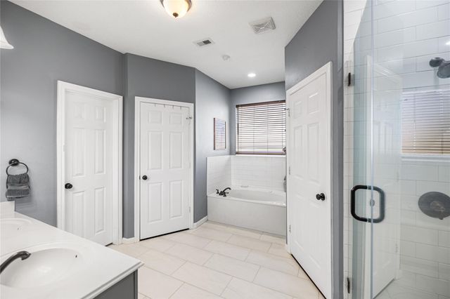 5657 County Road 405, Navasota, TX 77868