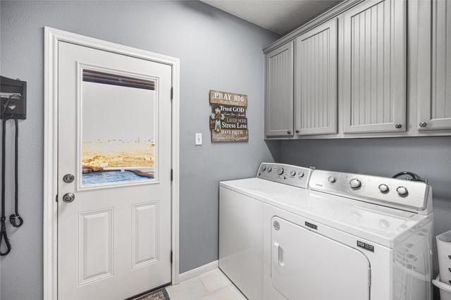 5657 County Road 405, Navasota, TX 77868