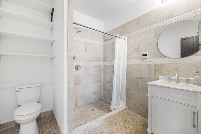 5657 County Road 405, Navasota, TX 77868