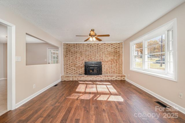 128 Oakley Drive, Gastonia, NC 28052