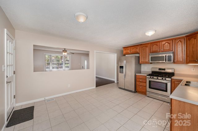 128 Oakley Drive, Gastonia, NC 28052