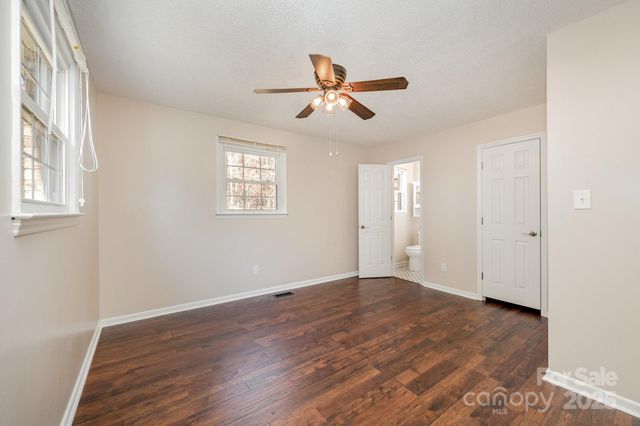 128 Oakley Drive, Gastonia, NC 28052