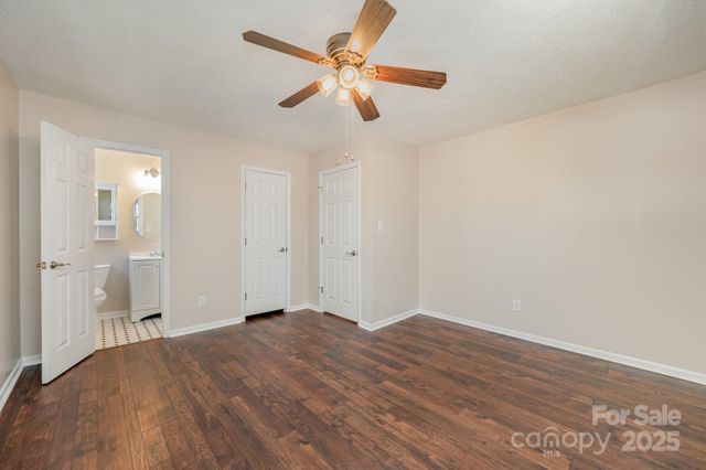 128 Oakley Drive, Gastonia, NC 28052