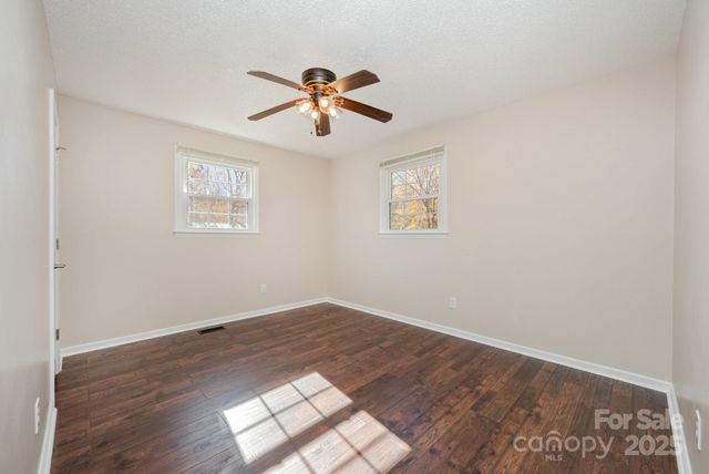 128 Oakley Drive, Gastonia, NC 28052