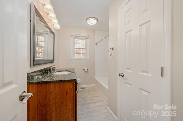 128 Oakley Drive, Gastonia, NC 28052