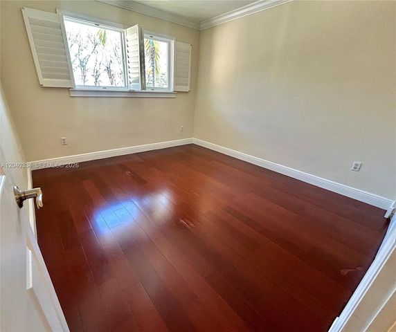 14500 SW 88 AV 211, Palmetto Bay, FL 33176