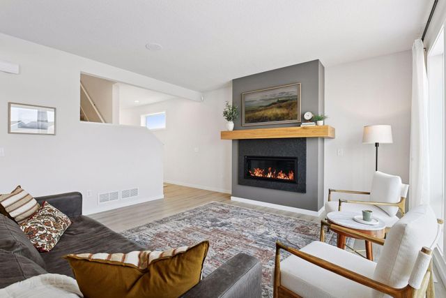 10125 Corral Way, Victoria, MN 55386