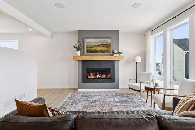 10125 Corral Way, Victoria, MN 55386