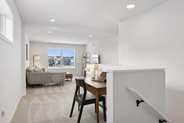 10125 Corral Way, Victoria, MN 55386