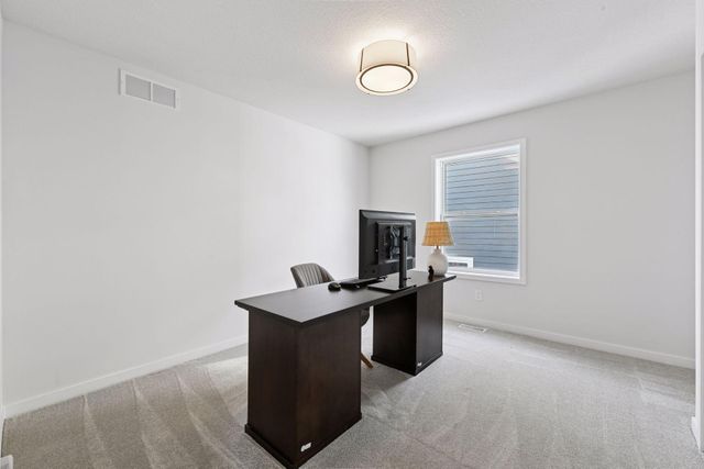 10125 Corral Way, Victoria, MN 55386