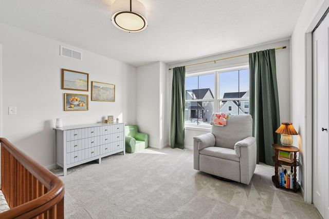 10125 Corral Way, Victoria, MN 55386