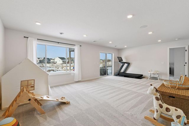 10125 Corral Way, Victoria, MN 55386