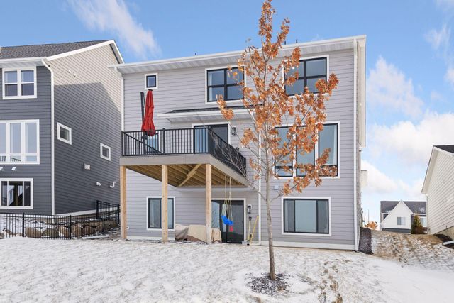 10125 Corral Way, Victoria, MN 55386