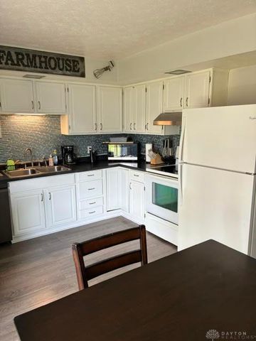 481 Cleary Drive, Fairborn, OH 45324