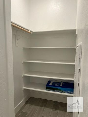 2710 E Tamarind Drive, Fresno, CA 93730