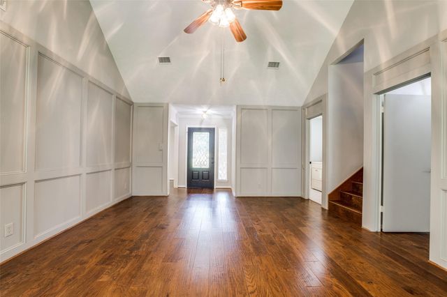 24 E Torch Pine Circle, The Woodlands, TX 77381