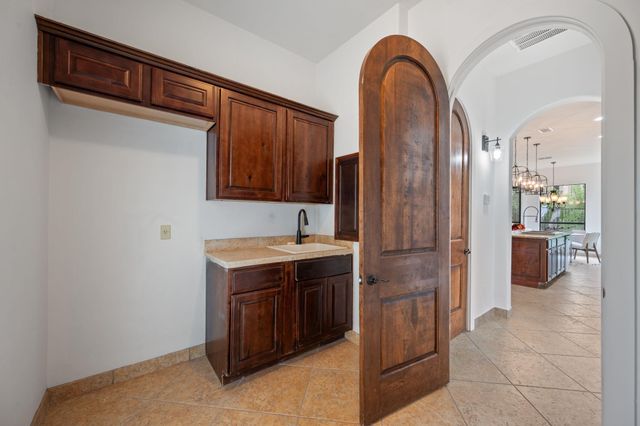 2902 Katter CT, Austin, TX 78734