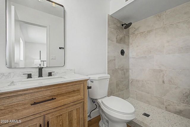 5325 E DES MOINES Street, Mesa, AZ 85205
