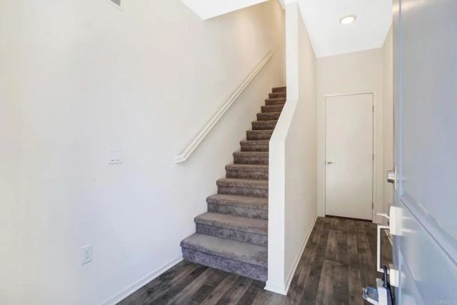 5406 Beach Bluff Lane 212, San Diego, CA 92154