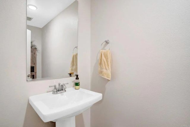 5406 Beach Bluff Lane 212, San Diego, CA 92154