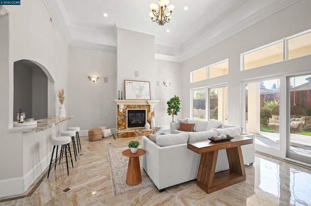 6010 Kolb Ranch Dr, Pleasanton, CA 94588