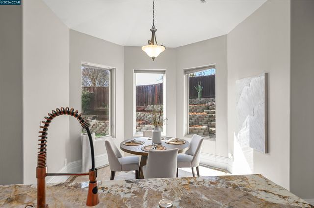 6010 Kolb Ranch Dr, Pleasanton, CA 94588