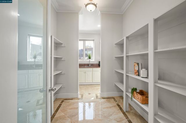 6010 Kolb Ranch Dr, Pleasanton, CA 94588