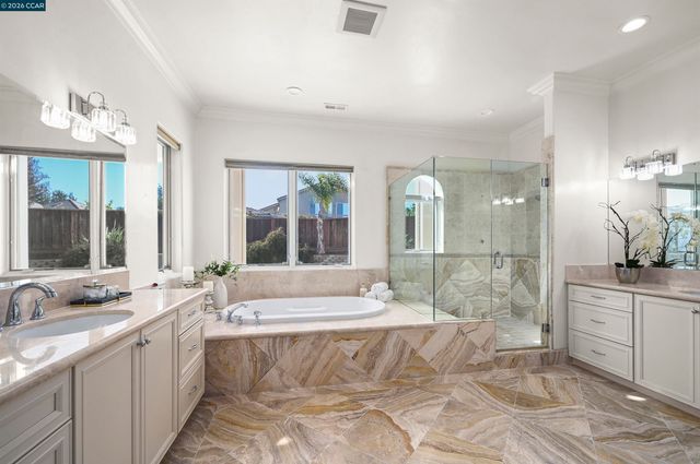 6010 Kolb Ranch Dr, Pleasanton, CA 94588