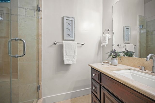 6010 Kolb Ranch Dr, Pleasanton, CA 94588