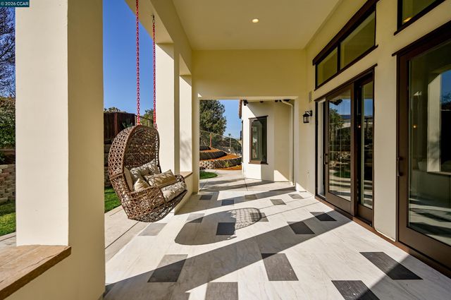 6010 Kolb Ranch Dr, Pleasanton, CA 94588