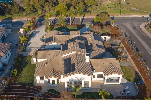 6010 Kolb Ranch Dr, Pleasanton, CA 94588