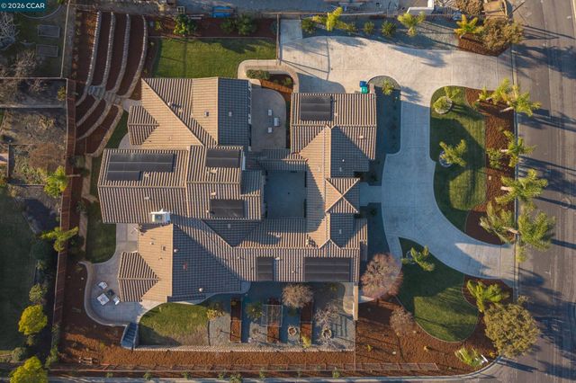 6010 Kolb Ranch Dr, Pleasanton, CA 94588