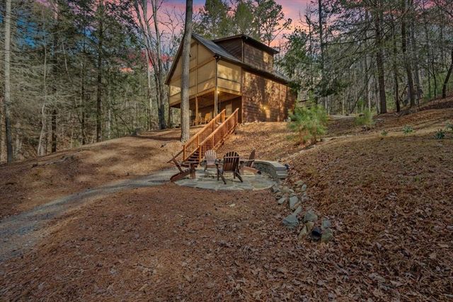 61 Grove Lane, Ellijay, GA 30540