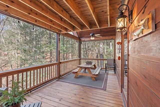 61 Grove Lane, Ellijay, GA 30540