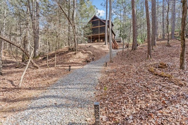 61 Grove Lane, Ellijay, GA 30540