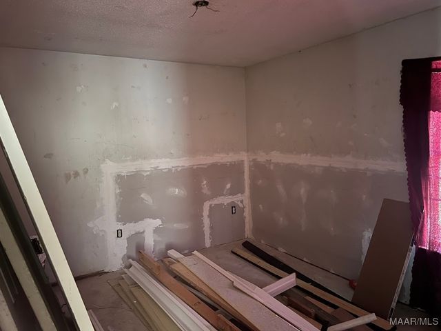 418 EDWARDS Street, Montgomery, AL 36110