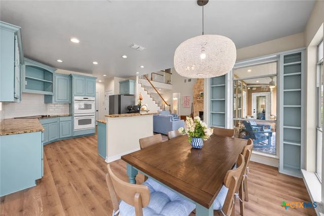 450 Three Oaks Road, Seguin, TX 78155