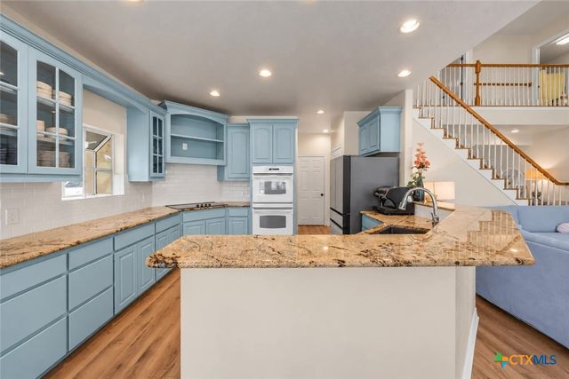 450 Three Oaks Road, Seguin, TX 78155