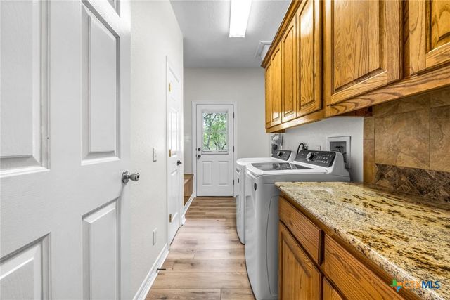 450 Three Oaks Road, Seguin, TX 78155
