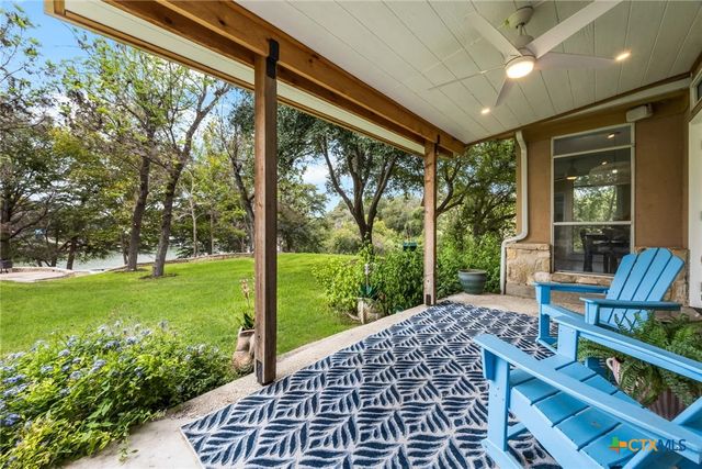 450 Three Oaks Road, Seguin, TX 78155