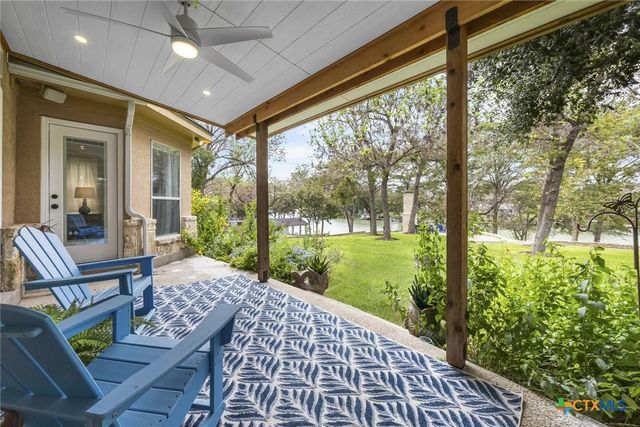 450 Three Oaks Road, Seguin, TX 78155