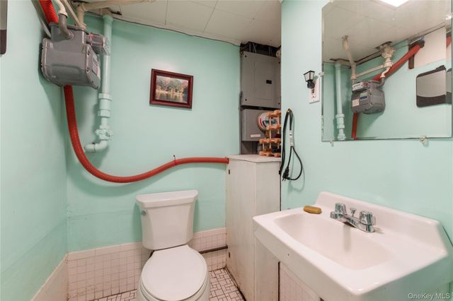 81-11 77th Avenue, Glendale, NY 11385